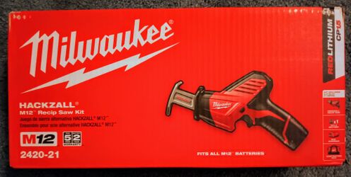 Milwaukee Hacksaw M12 Recip Saw Kit 