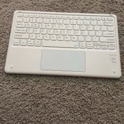Bluetooth keyboard for ipad