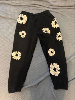 BLACK DENIM TEAR PANTS