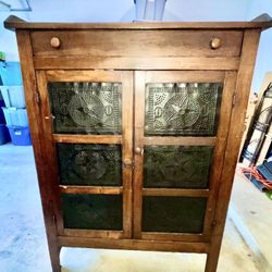 Farmhouse Style Pie Safe, Early 20th Century - OBO