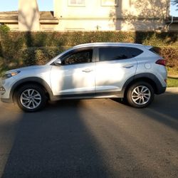 2016/ Hyundai Tucson LTD