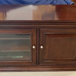 Entertainment Center / TV Stand