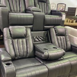 Bigs Furniture Outlet 