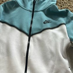 Nike Tech Size Large Jacket 