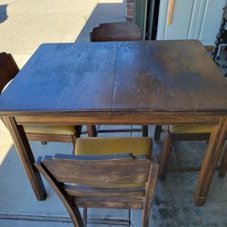 Antique Dineing Table