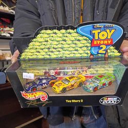 Hot Wheels Mattel Disney Pixar Toy Story 2 NASCAR 2000 Car Set