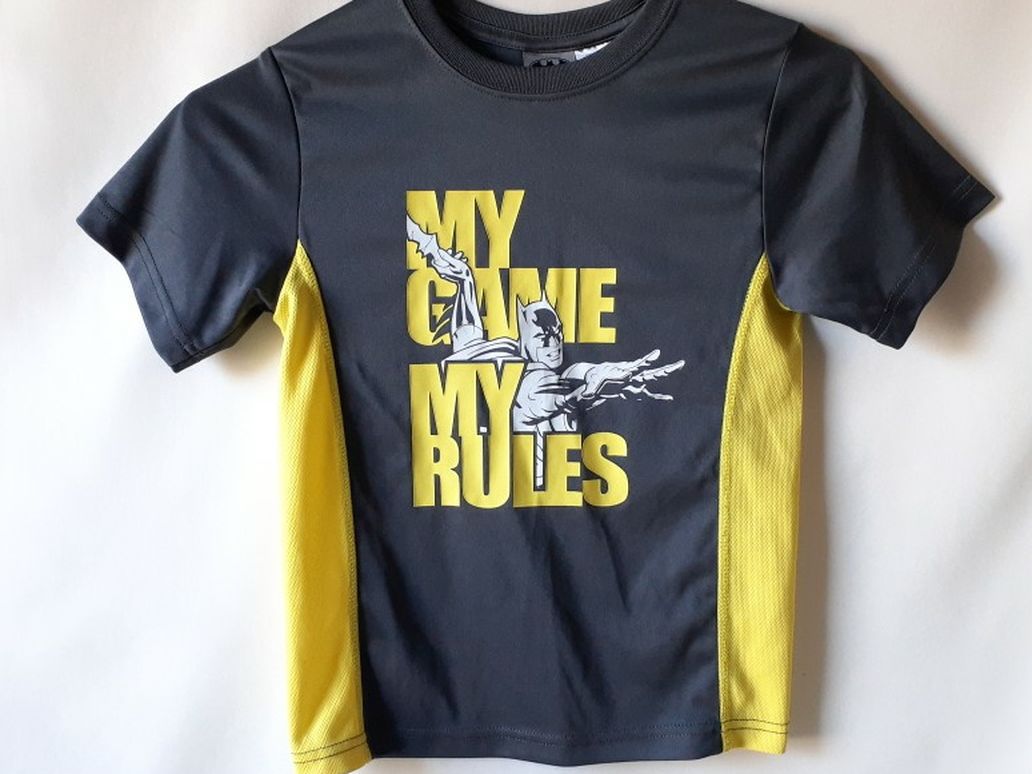 Batman boys yellow/gray short sleeve graphic polyester T-shirt size S 5/6