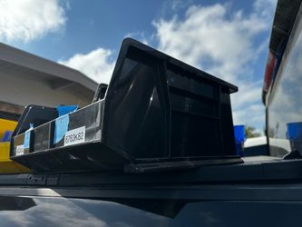 Storage bins