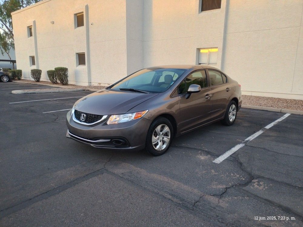 Honda Civic LX 2013