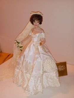 Jackie kennedy wedding doll sales