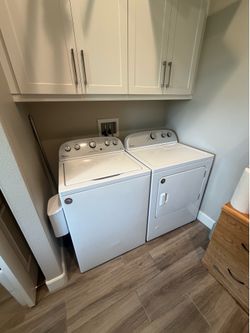Whirlpool washer and gas dryer