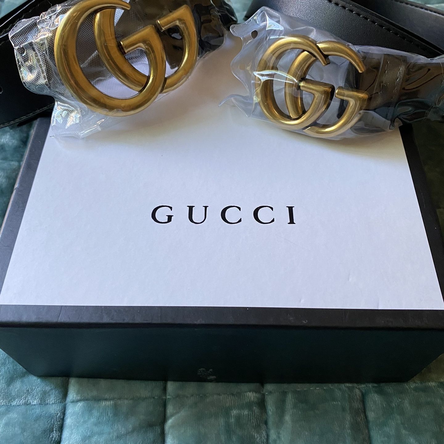 NWOT Gucci Men's Belt Interchangeable Belt Buckles And Belt for Sale in  Oakland, FL - OfferUp