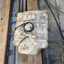 2004 Honda Aquatrax Turbo Fuel Tank With Pump 