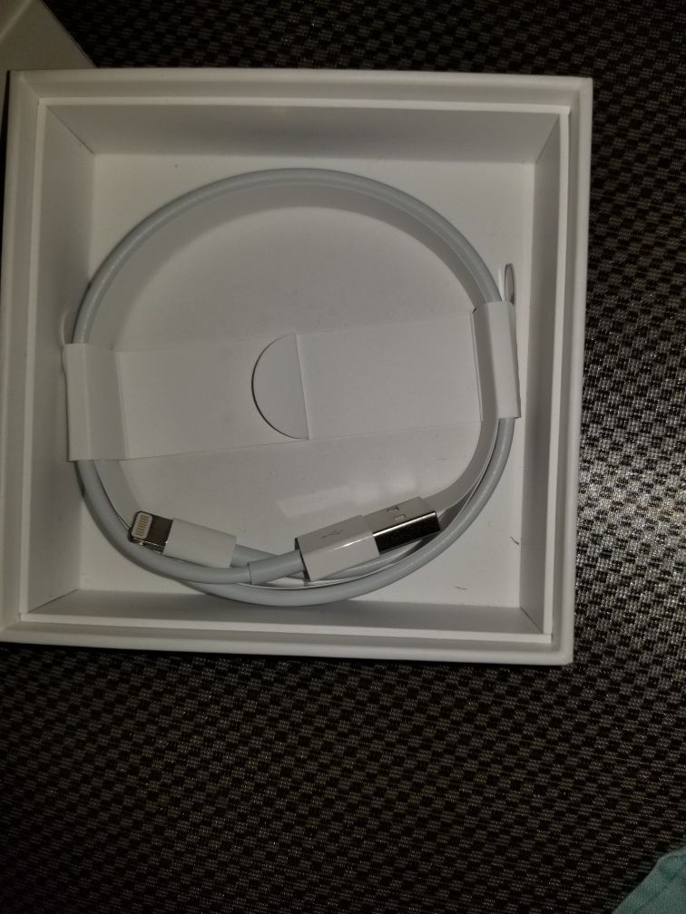 Apple airpods Only original case,original box,original charger