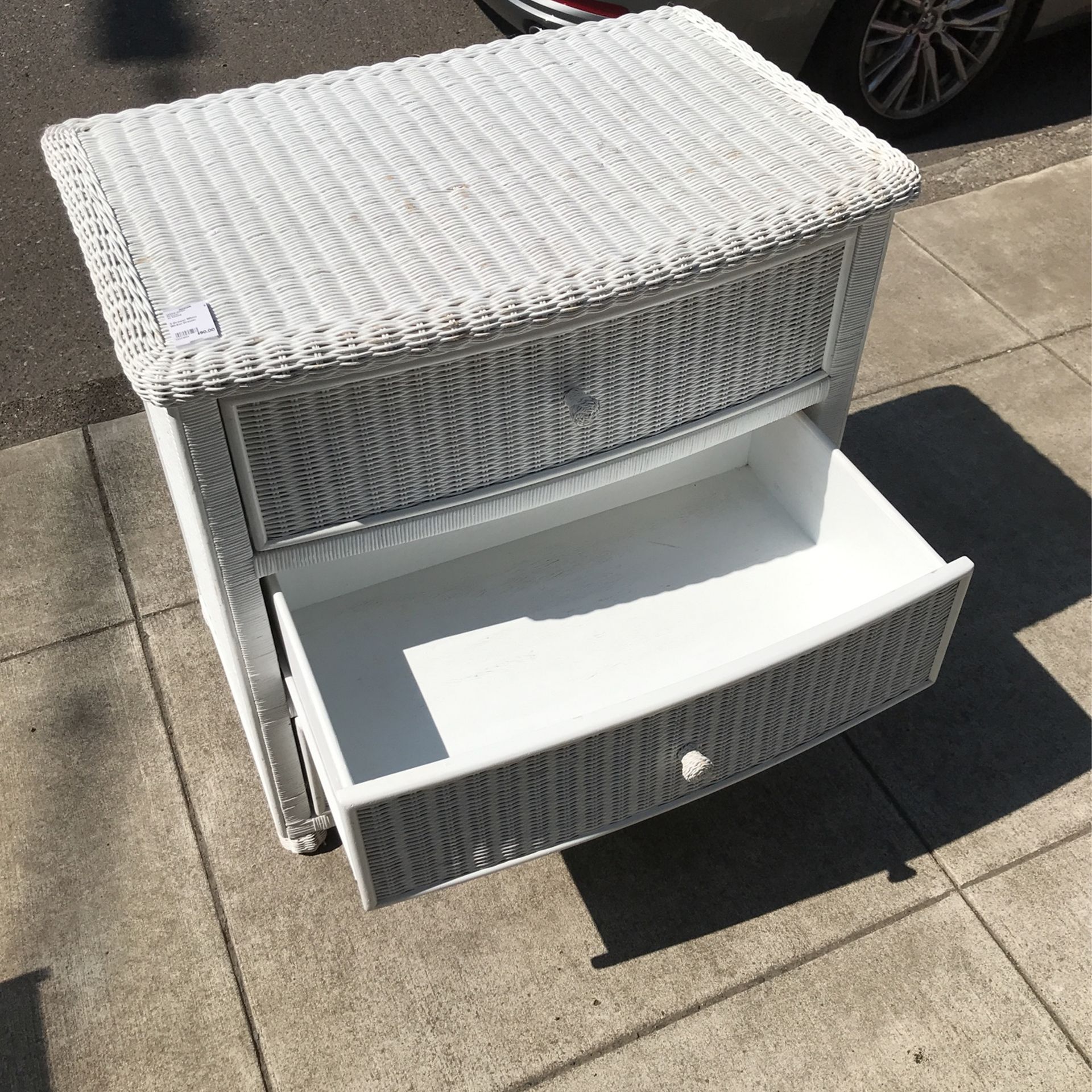 3Drawer White Wicker Dresser for Sale in Portland, OR OfferUp