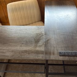 Beautiful L-Shape Desk