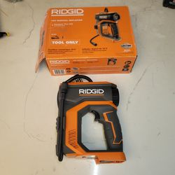 RIDGID 18V Cordless Portable Inflator (Tool Only)