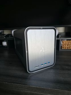 Mantiz 3 - Thunderbolt 3 eGPU works great PSU included