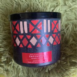 Mahogany Teakwood Limited Edition Candle 