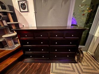Large solid wood 10 drawer dresser
