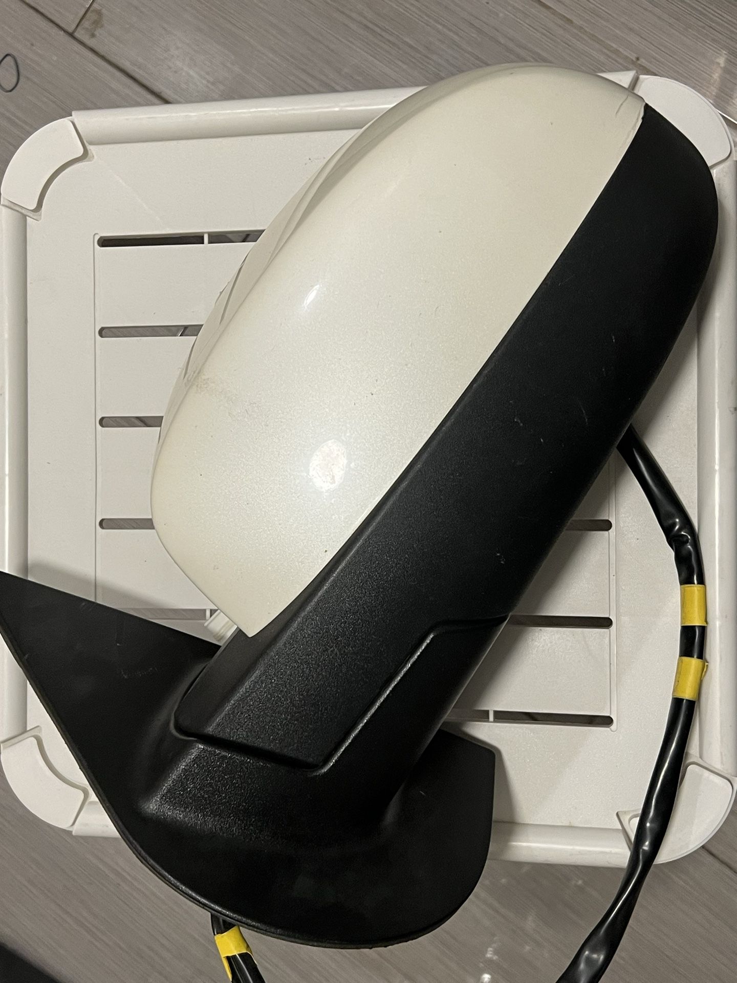 2011 GMC Yukon Denali Driver Side Mirror