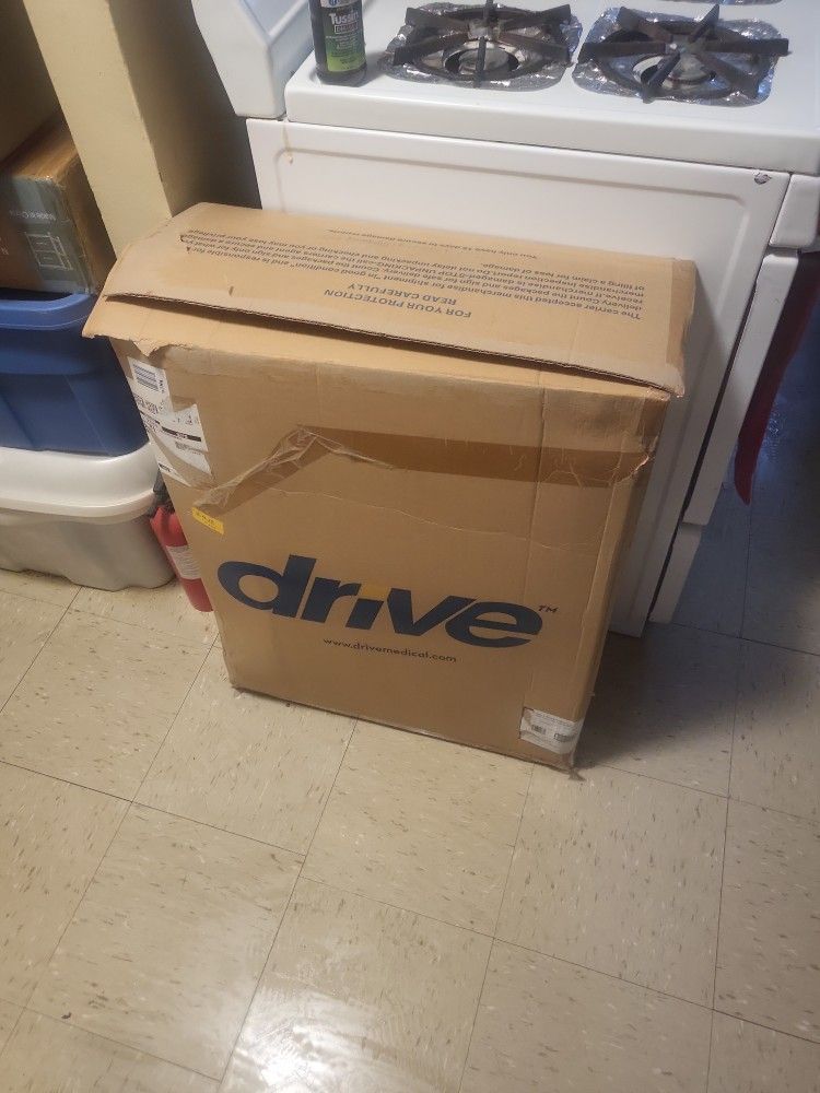BRAND NEW NEVER USED WALKER IN GREAT CONDITION