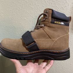 Steel Walker II Roofing Boots unsurpassed traction and stability on steel surfaces. New no box, Size 11.5 