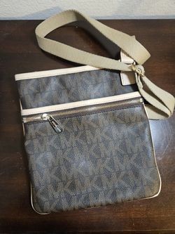 Michael Kors Crossbody Purse