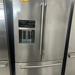 KITCHEN AID FRENCH DOOR REFRIGERATOR STAINLESS STEEL BRAND NEW OPEN BOX!!!!