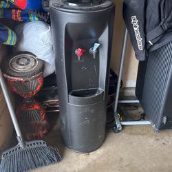 Water Dispenser 