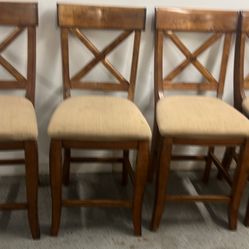 25”h 4 Solid Wood, Good Condition, Barstools Chairs