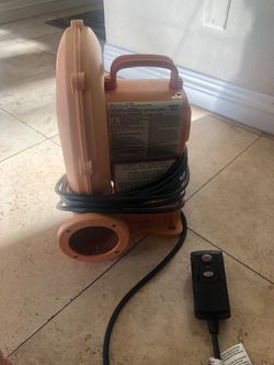 Blower for bounce house model: w-2la blower / pump - Works perfect 👍🏼 + Great 😊 deal -must come to: Huntington Beach