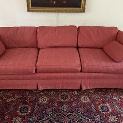 Couch / Sofa 