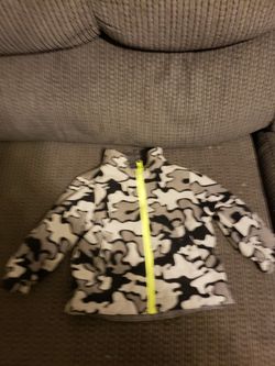 Kids coat size 18months