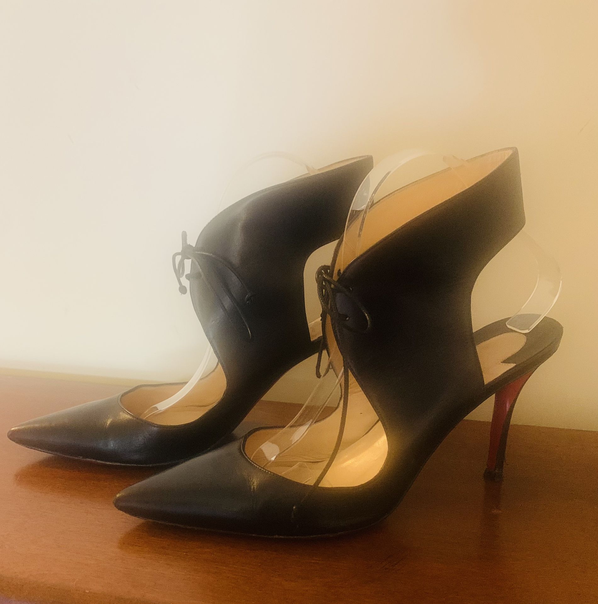 Christian Louboutin Heels EU40