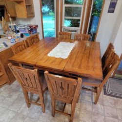 Gathering Table / Dining Table