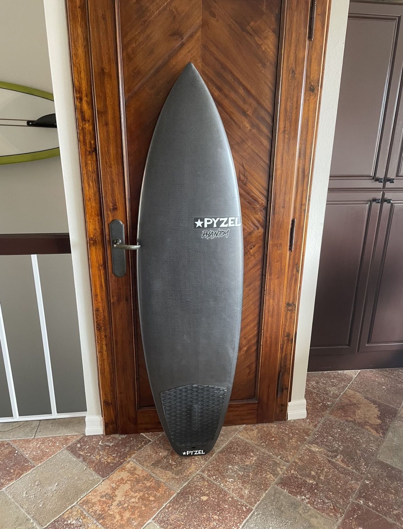 Pyzel Phantom - DARK ARTS