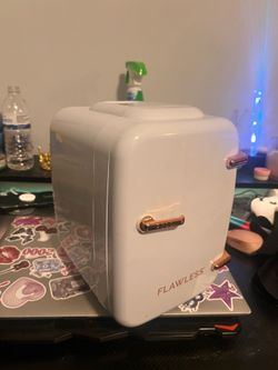 Serum beauty fridge