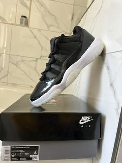 Jordan 11 Low 72-10