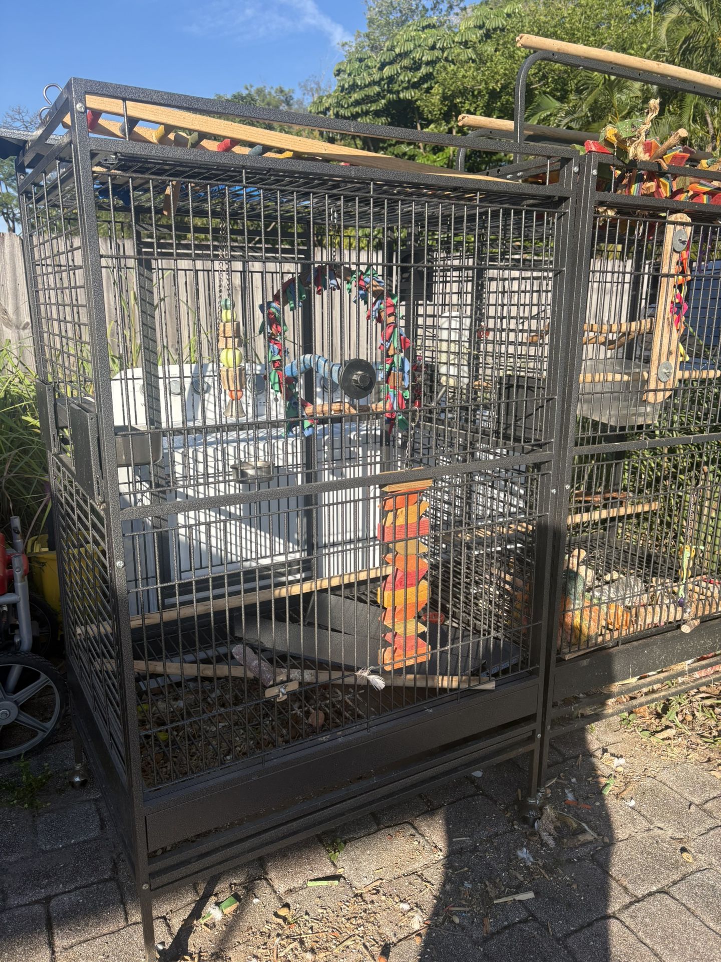 Large Parrot Cages
