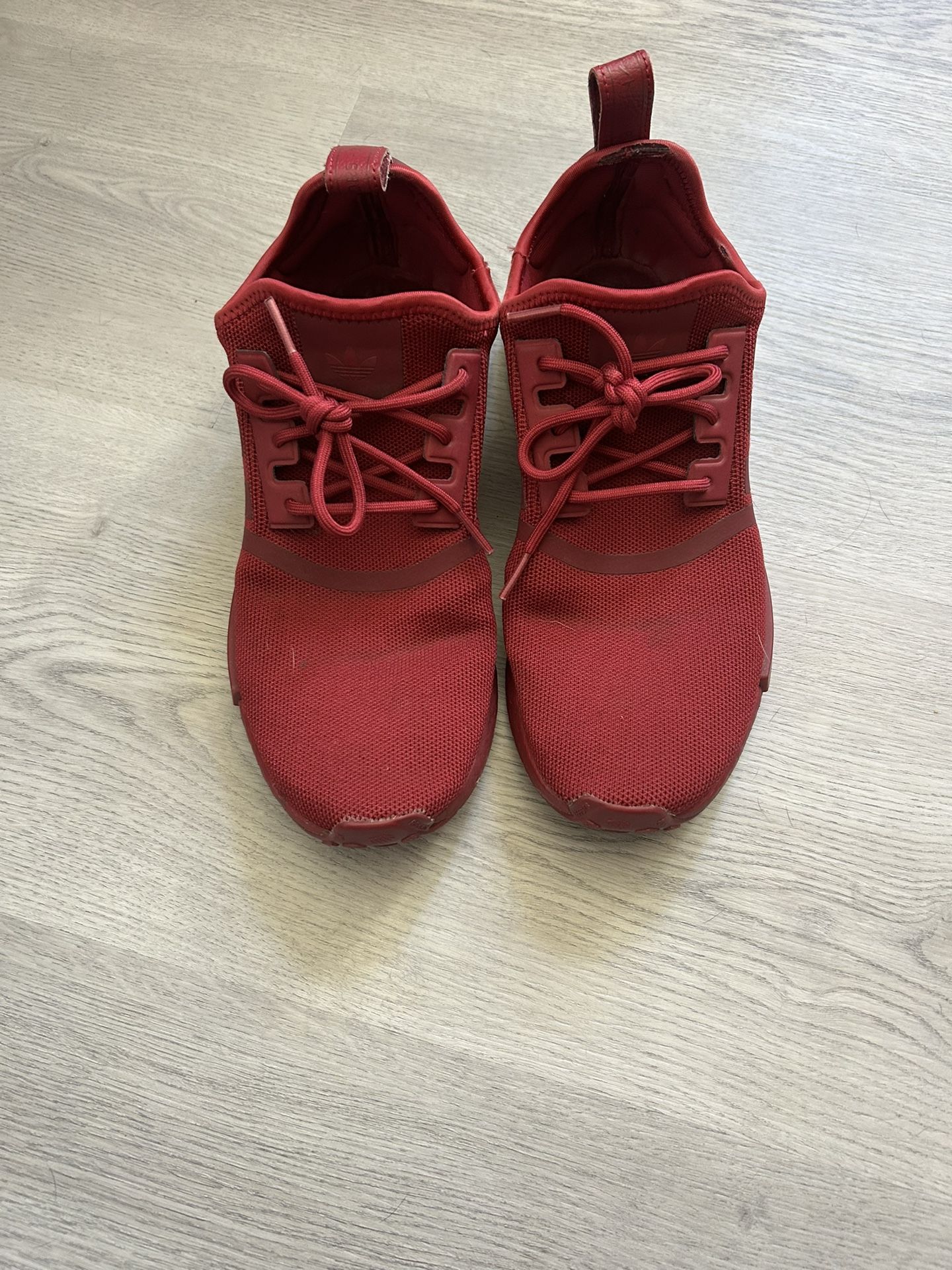 ADIDAS WOMENS SHOES IN GREAT CONDITION 