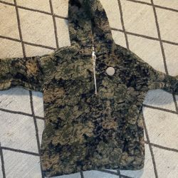 Boys Hooded Fleece Size 11/12