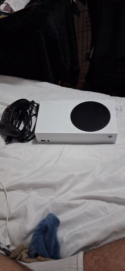 Xbox series s with wireless controller