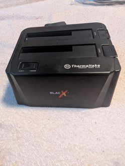 BlacX Duet Thermaltake Duel Hard Drive Hot Swap with Power Cord