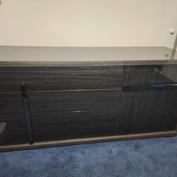 Minerva Queen Size Bed Frame, Dresser, & Night Stand