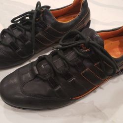 Hugo Boss Sneakers Very Comfortable In Great Condition Size 10.5