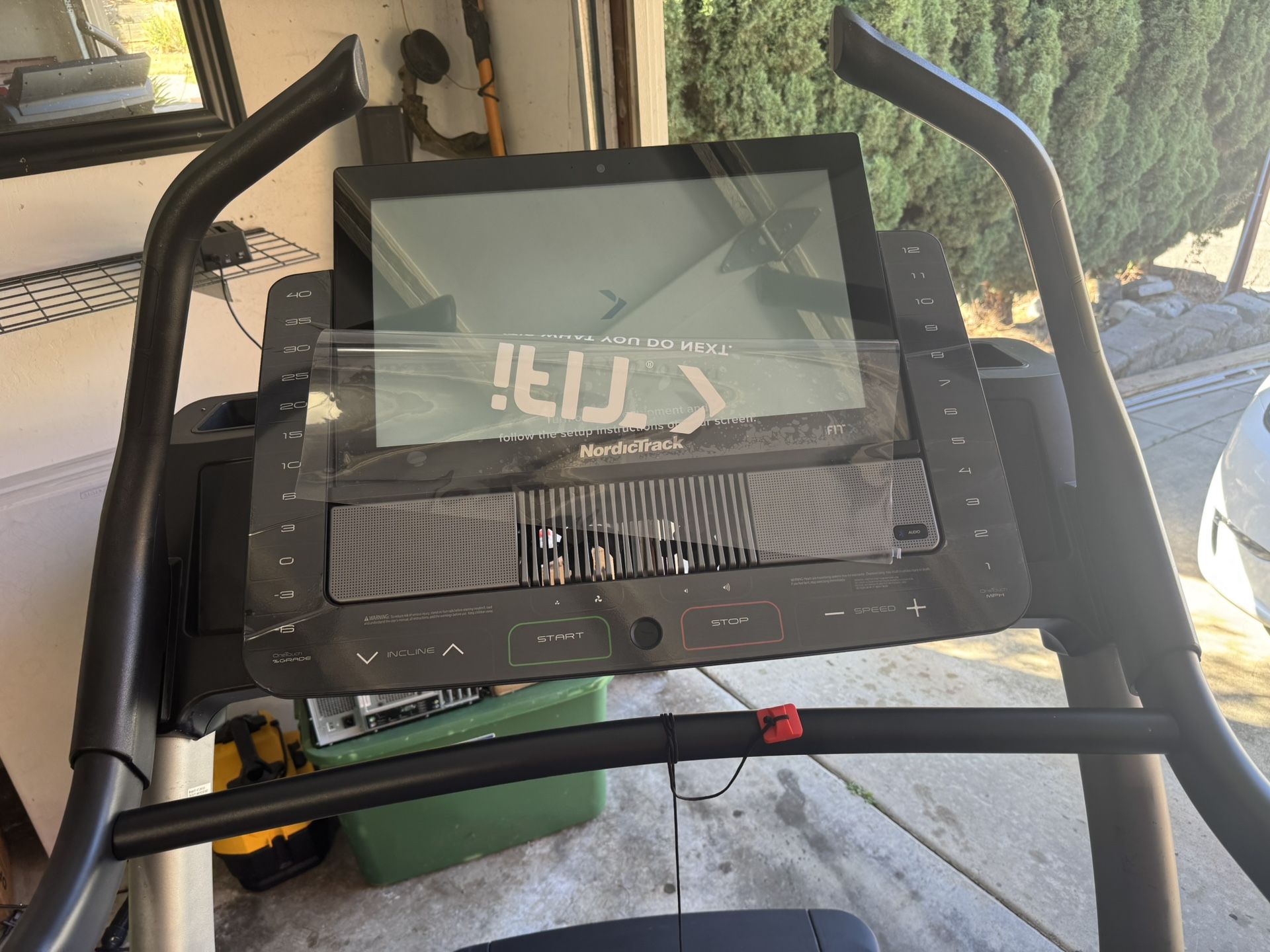 NordicTrack Commercial x22i Incline Treadmill