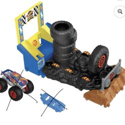 Hot Wheels Monster Trucks Smash Race Challenge One Size