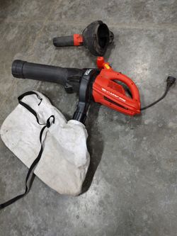 Black & Decker Leaf hog, Leaf Vac And Blower Combo
