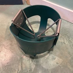 Bucket Swing